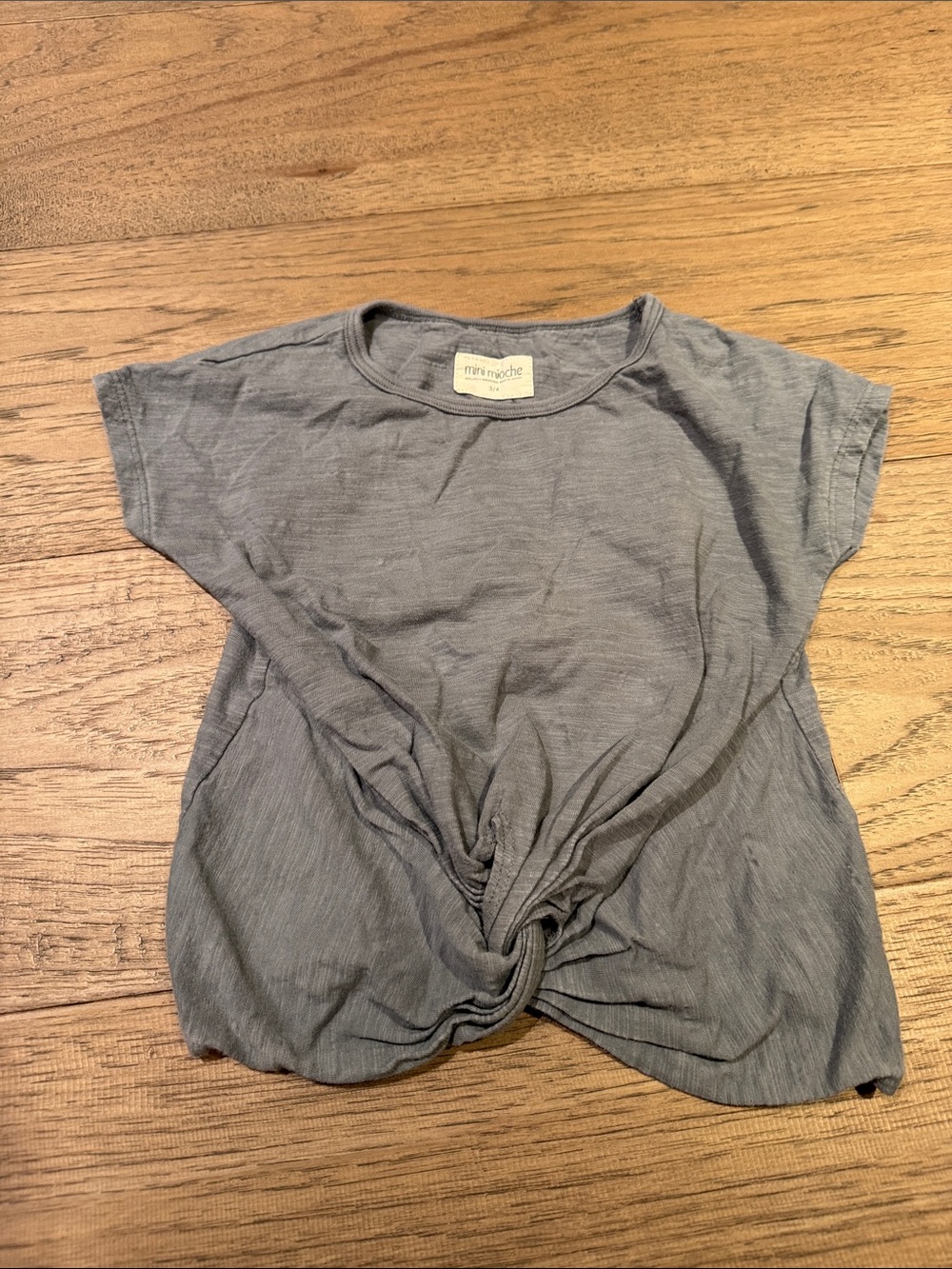 Mini Mioche Knot-Front Short Sleeve Tee in Heather Gray